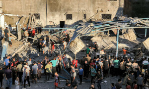 غزہ: اسرائیلی فوج کی اسکول پر بمباری، 12 فلسطینی شہید