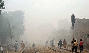 Air pollution declines slightly but still the &lsquo;biggest threat&rsquo;