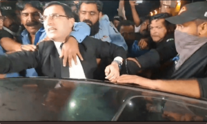 پی ٹی آئی چیئرمین بیرسٹر گوہر، شیر افضل مروت سمیت متعدد رہنما گرفتار، علی گنڈاپور کی گرفتاری کا بھی امکان