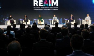 South Korea summit announces &lsquo;blueprint&rsquo; for using AI in military