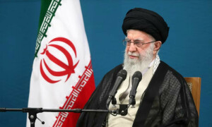 ایرانی سپریم لیڈر آیت اللہ خامنہ ای کو محفوظ مقام پر منتقل کردیا گیا