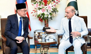 پاکستان اور ملائیشیا کا تجارت اور سرمایہ کاری پر مبنی تعلقات مضبوط بنانے پر اتفاق