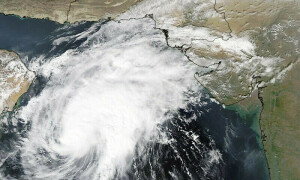 بحیرہ عرب میں ہوا کا کم دباؤ شدت اختیار کرگیا، کل تک ڈپریشن بننے کا امکان