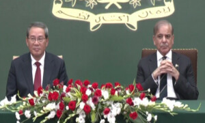پاکستان کی ترقی کیلئے اپنا کردار ادا کرتے رہیں گے، وزیراعظم چین