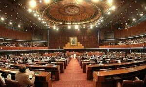 آئینی ترمیم کی ممکنہ منظوری، قومی اسمبلی اور سینیٹ کا اجلاس کل طلب