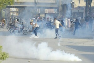 حکومت پنجاب نے ڈپٹی کمشنرز کو جلسوں پر 30 روز تک پابندی لگانے کا اختیار دیدیا