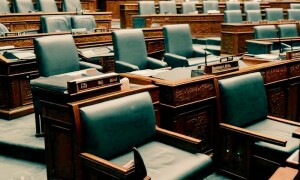 آئینی ترمیم منظور: &rsquo;پاکستان میں عوامی حقوق سے زیادہ پارلیمنٹ کی نشست کی اہمیت ہے&lsquo;