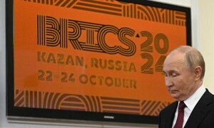 Putin seeks to rival West with Brics summit