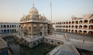 Pakistan, India renew Kartarpur Corridor Agreement for 5-year term: FO