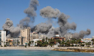 Israel strikes Lebanon&rsquo;s Tyre after evacuation warnings