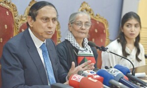 سپریم کورٹ مزید تاخیر کے بغیر نور مقدم کیس کا فیصلہ سنائے، والد کی اپیل