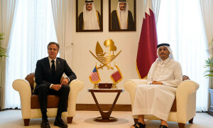 Blinken meets Qatar&rsquo;s emir in latest Gaza ceasefire push