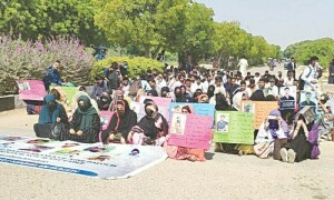 کراچی: &rsquo;لاپتا&lsquo; 6 بلوچ طلبہ واپس گھر پہنچ گئے