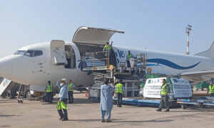 Pakistan sends three more aid shipments to Middle East