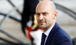 French foreign minister says US elections must be held peacefully