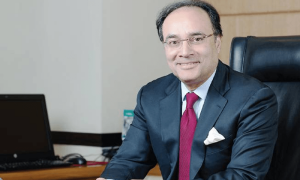 رواں سال محصولات میں اضافہ نہ ہوا تو تنخواہ دار طبقے، صنعتوں پر ٹیکس بوجھ بڑھانا ہوگا، وزیر خزانہ