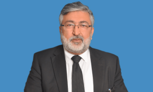 عمران خان کی مولانا سے ملاقات کی خواہش بطور گپ شپ ہم تک پہنچی تھی، کامران مرتضیٰ