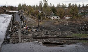 Russian strike on Ukraine&rsquo;s dam raises flood fears