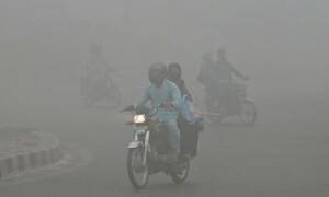 Punjab govt orders closure of all schools as province tackles hazardous air quality