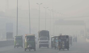 Fake fitness certificates, outdated laws, staff shortage impede Punjab&rsquo;s fight against smog
