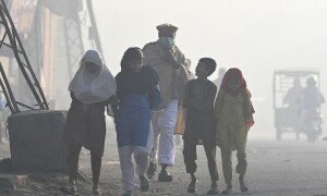 Barring Lahore and Multan divisions, Punjab orders schools to reopen citing &lsquo;improved&rsquo; air quality