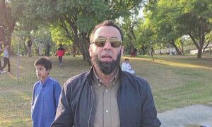 پی ٹی آئی رہنما رضاکارانہ گرفتاریاں دے رہے ہیں، عطا تارڑ کا دعویٰ