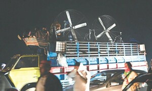 احتجاج کے دوران سخت حکومتی اقدامات سے نمٹنے کیلئے پی ٹی آئی کا انوکھا طریقہ