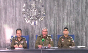 پی ٹی آئی مارچ کے شرکا نے پولیس پر سیدھی فائرنگ کی، 170 پولیس افسران و اہلکار زخمی ہوئے، آر پی او راولپنڈی