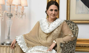 شادی کے بعد ماں کا پیچھا نہ چھوڑنے پر لڑکیاں برباد ہوجاتی ہیں، اسما عباس