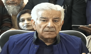 دشمن پختونخوا کی علیحدگی چاہتا ہے، پی ٹی آئی سازش کی سیاسی سہولت کار ہے، خواجہ آصف