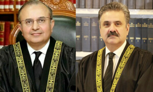 جسٹس منصور کا 26 ویں ترمیم کے خلاف درخواستوں پر فیصلے تک جوڈیشل کمیشن کا اجلاس مؤخر کرنے کا مشورہ