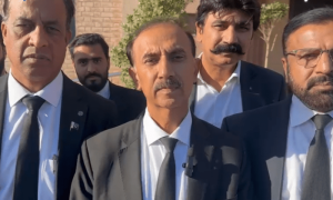 Shoaib Shaheen claims police conducting mobile phone checks to target PTI supporters