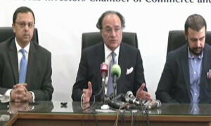 Aurangzeb urges continuity in economic policy regardless of govt in power