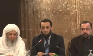 مدارس پر فضل الرحمٰن سمیت سب کیلئے قابل قبول حل نکالنے کی کوشش کریں گے، عطا اللہ تارڑ
