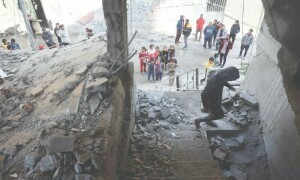 غزہ پر اسرائیلی حملوں میں 34 فلسطینی شہید، جنرل اسمبلی میں فوری جنگ بندی پر ووٹنگ آج ہوگی