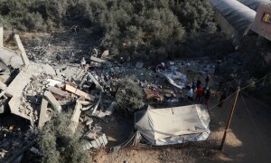 PHOTOS: Aftermath of Israeli strike on a house in Gaza&rsquo;s Nuseirat