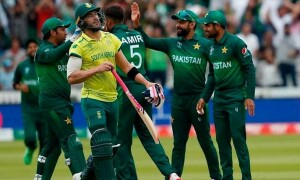 Pakistan look to bounce back in must-win T20 against Proteas