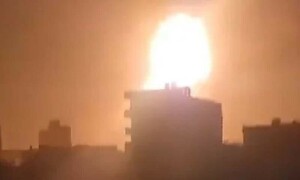 اسرائیل کی یمن میں بندرگاہوں، بجلی گھروں اور تیل کی تنصیبات پر بمباری، 9 افراد جاں بحق