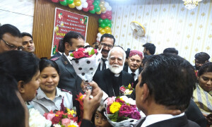 Festivities fill Karachi air as lawyers&rsquo; body holds Christmas event