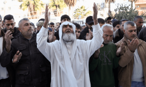 Israeli order to evacuate Gaza hospital &lsquo;next to impossible&rsquo; to obey, say medics