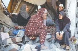 Israeli bombing kills 20 at displaced persons&rsquo; camp in Gaza&rsquo;s Khan Younis