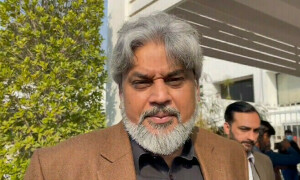 عمران خان نے مطالبات پورے نہ ہونے کی صورت میں مذاکرات ختم کرنے کا کہا ہے، حامد رضا