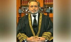 Executive cannot play the role of judiciary: Justice Mandokhail
