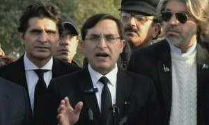 عمران خان نے کہا ہے 7 دن میں کمیشن نہیں بنا تو چوتھی ملاقات نہیں ہوگی، بیرسٹر گوہر