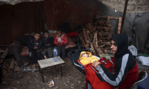 Gaza residents cope with rain, lack of shelter amid &lsquo;partial relief&rsquo; with arrival of aid