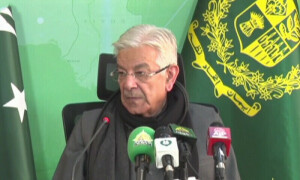 ریاست نے ملک ریاض پر ہاتھ ڈال دیا، بحریہ ٹاؤن کی قومی سطح پر تحقیقات کی ضرورت ہے، خواجہ آصف