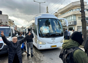 Two hundred Palestinian prisoners freed