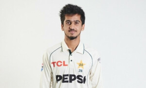 Can&rsquo;t risk Saim&rsquo;s career for Champions Trophy: Mohsin Naqvi
