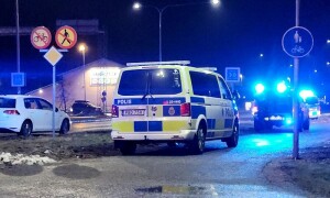 &lsquo;Around 10&rsquo; dead, including shooter, in Sweden campus attack