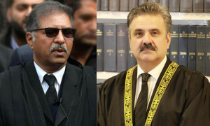 علی ظفر کا چیف جسٹس کو خط، کل کا جوڈیشل کمیشن اجلاس ملتوی کرنے کا مطالبہ
